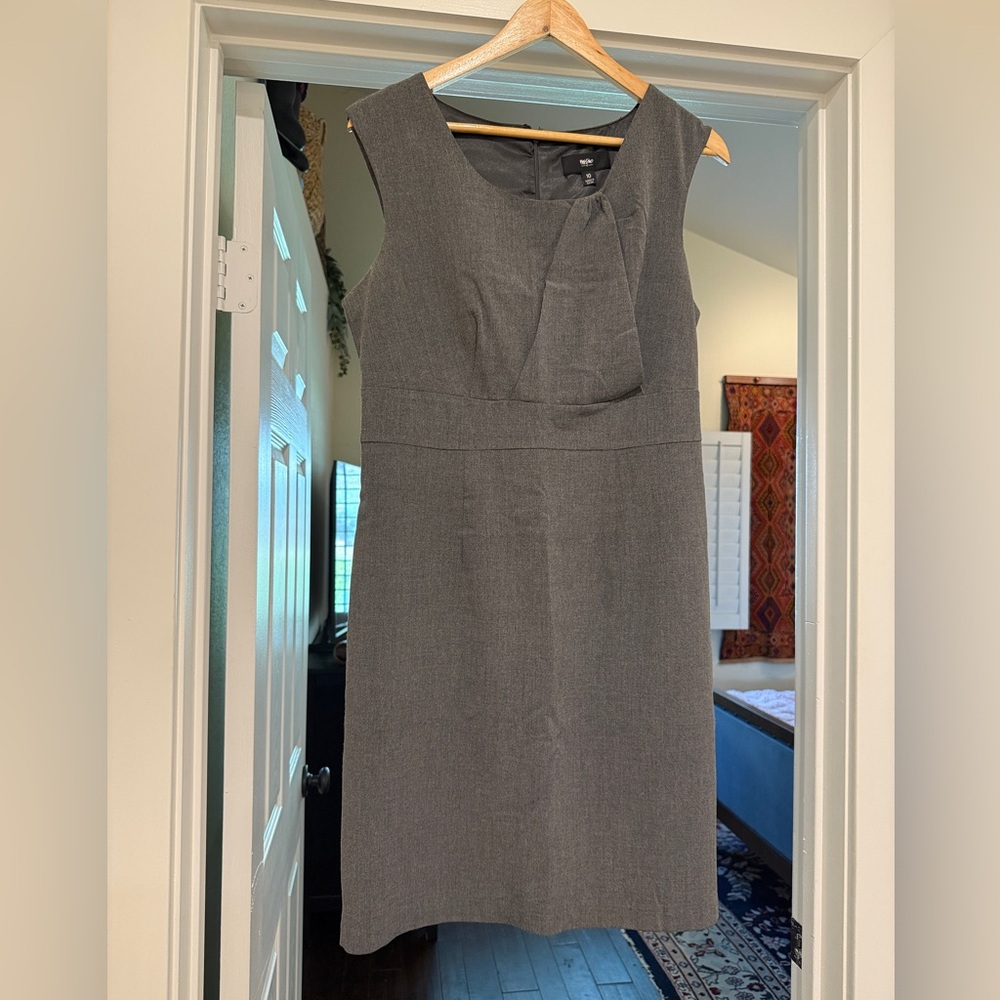 Mossimo Supply Co Gray Sheath Dress with Cap Sleeves